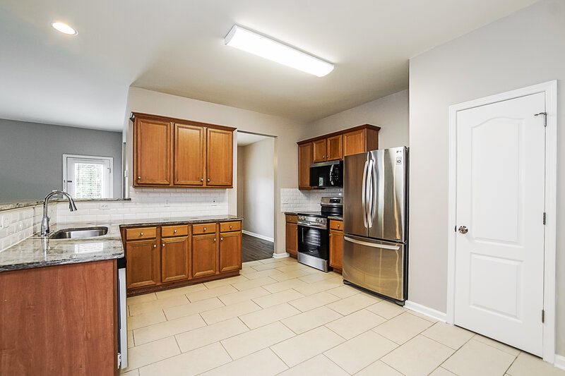 2,050/Mo, 1128 Early Rise Street Raleigh, NC 27610 Kitchen View