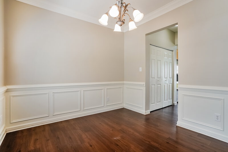 1,920/Mo, 5521 Seaspray Ln Raleigh, NC 27610 Dining Room View 2