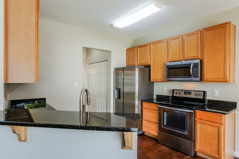 1,920/Mo, 5521 Seaspray Ln Raleigh, NC 27610 Kitchen View