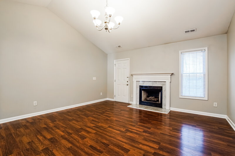 1,765/Mo, 4012 Mindspring Drive Raleigh, NC 27610 Living Room View