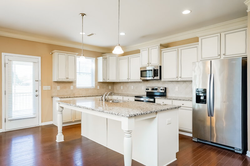 2,360/Mo, 22 Stonemoor Circle Garner, NC 27529 Kitchen View
