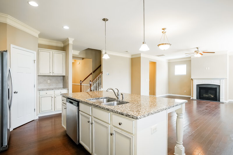 2,360/Mo, 22 Stonemoor Circle Garner, NC 27529 Kitchen View 2