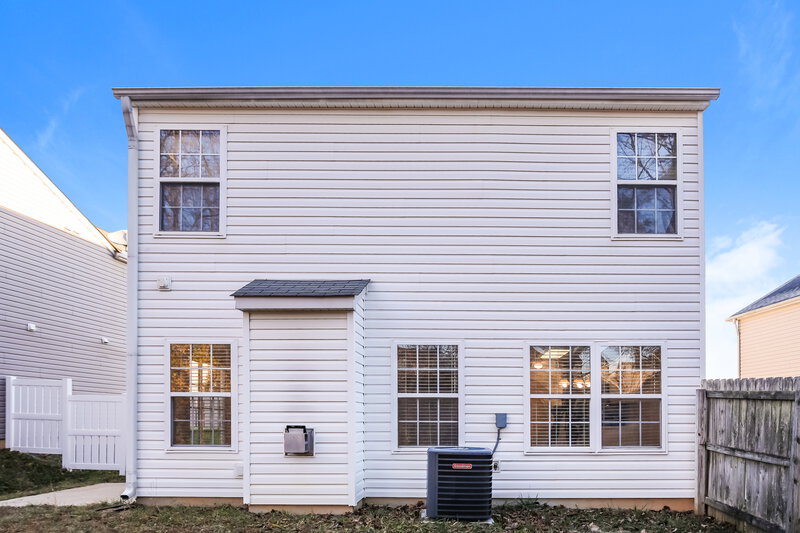 1,700/Mo, 3216 Marcony Way Raleigh, NC 27610 Rear View