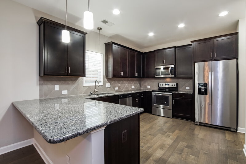 2,095/Mo, 252 Lanier Pl Clayton, NC 27527 Kitchen View
