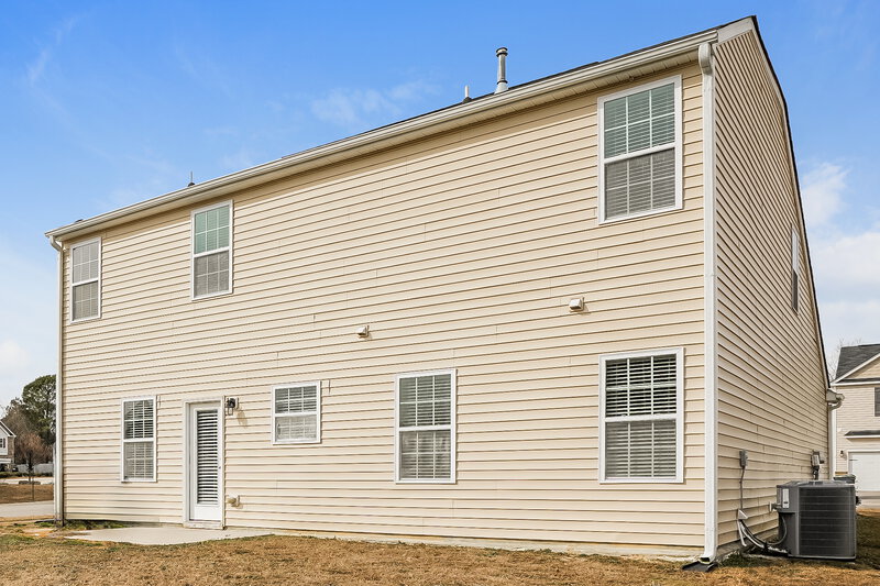 2,245/Mo, 657 Rose Mallow Drive Zebulon, NC 27597 Rear View