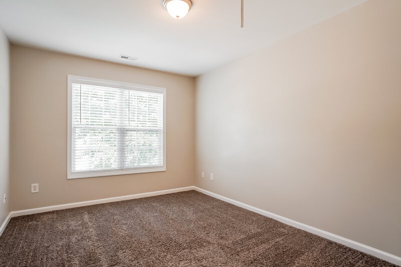 2,255/Mo, 8015 Willowglen Drive Raleigh, NC 27616 Bedroom View 2