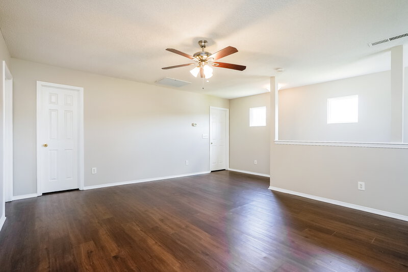2,260/Mo, 3149 Varcroft Road Knightdale, NC 27545 Living Room View 2