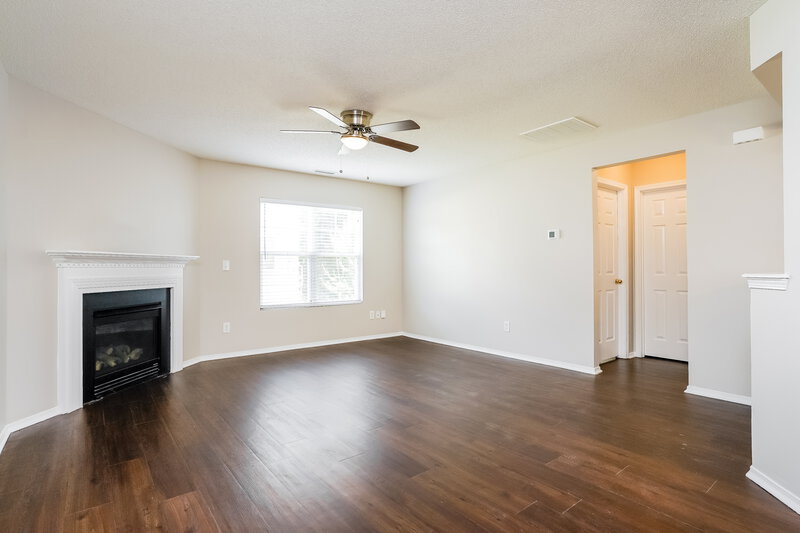 2,260/Mo, 3149 Varcroft Road Knightdale, NC 27545 Living Room View 3