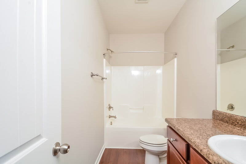 1,970/Mo, 142 Callahan Trail garner, NC 27529 Bathroom View