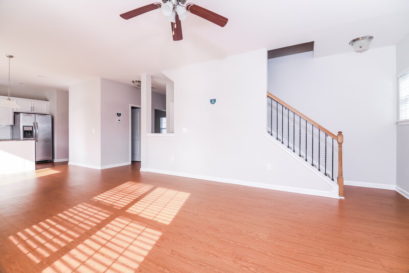 2,590/Mo, 131 Gaillardia Way Clayton, NC 27527 Living Room View 2