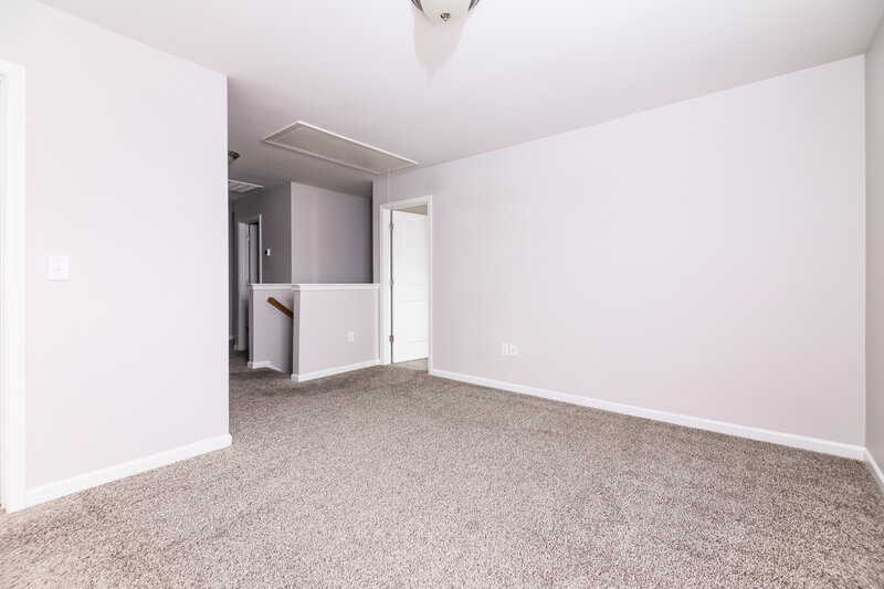 2,590/Mo, 131 Gaillardia Way Clayton, NC 27527 Family Room View