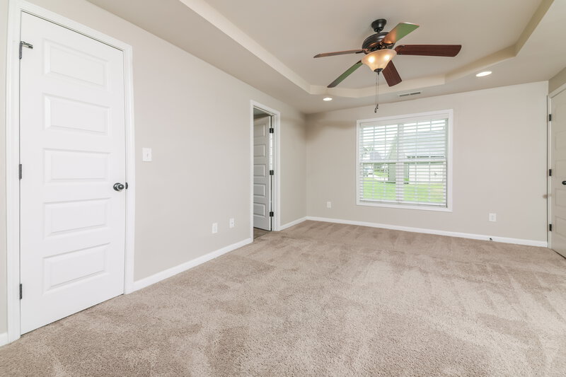 2,115/Mo, 109 W Webber Lane Clayton, NC 27527 Main Bedroom View