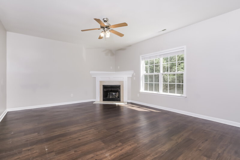 2,370/Mo, 318 Jewel Haven Way Knightdale, NC 27545 Living Room View
