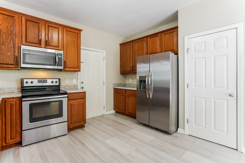 1,945/Mo, 610 Crosstie Street Knightdale, NC 27545 Kitchen View