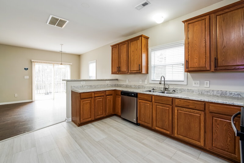 1,900/Mo, 610 Crosstie Street Knightdale, NC 27545 Misc View 6