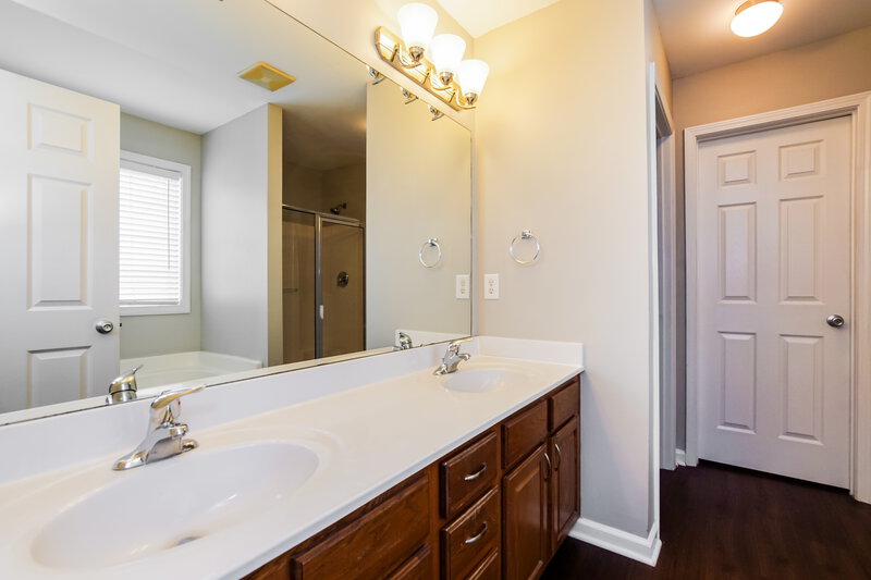 1,900/Mo, 610 Crosstie Street Knightdale, NC 27545 Misc View 9