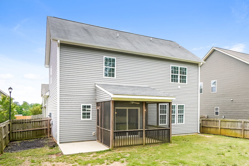 2,450/Mo, 244 E Webber Lane Clayton, NC 27527 Rear View