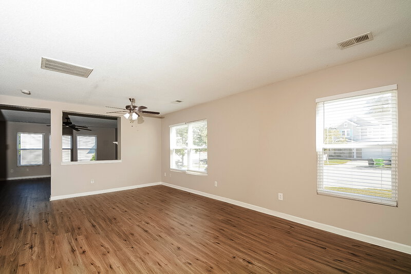 1,995/Mo, 6121 Ricker Road Raleigh, NC 27610 Dining Room View 2