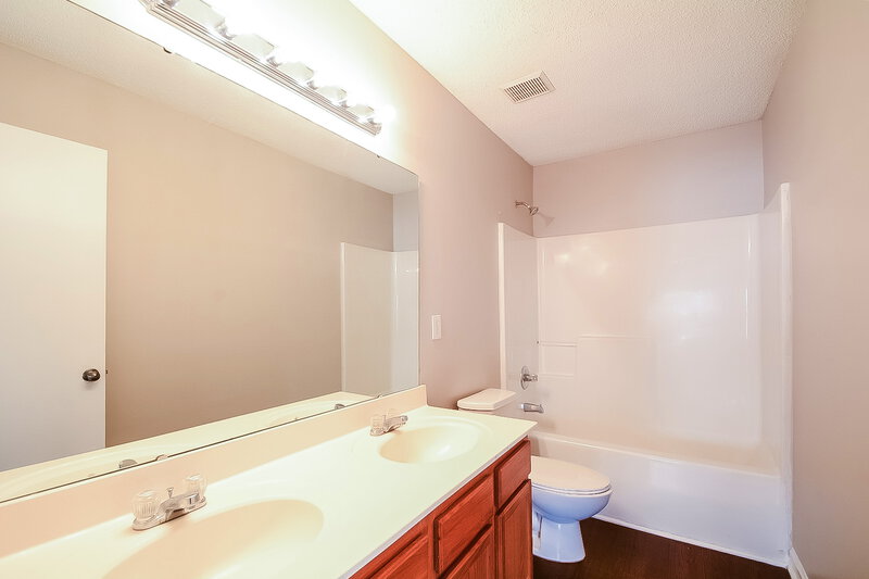 1,995/Mo, 6121 Ricker Road Raleigh, NC 27610 Main Bathroom View