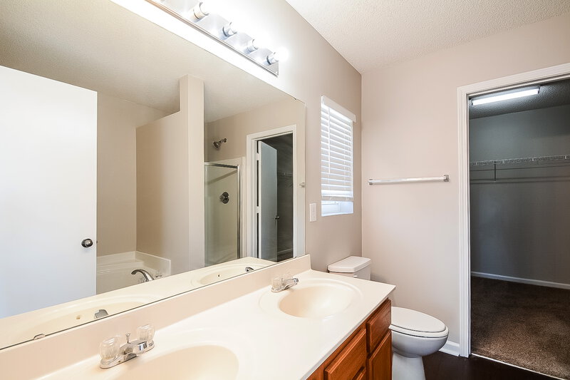 1,995/Mo, 6121 Ricker Road Raleigh, NC 27610 Bathroom View