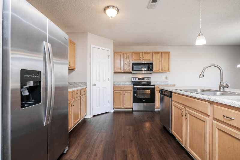 2,095/Mo, 953 Mailwood Drive Knightdale, NC 27545 Kitchen View 2