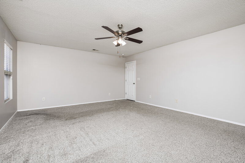 2,095/Mo, 953 Mailwood Drive Knightdale, NC 27545 Main Bedroom View 2