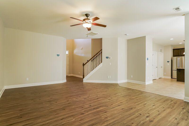 2,100/Mo, 158 Outwater Ridge Drive Garner, NC 27529 Living Room View