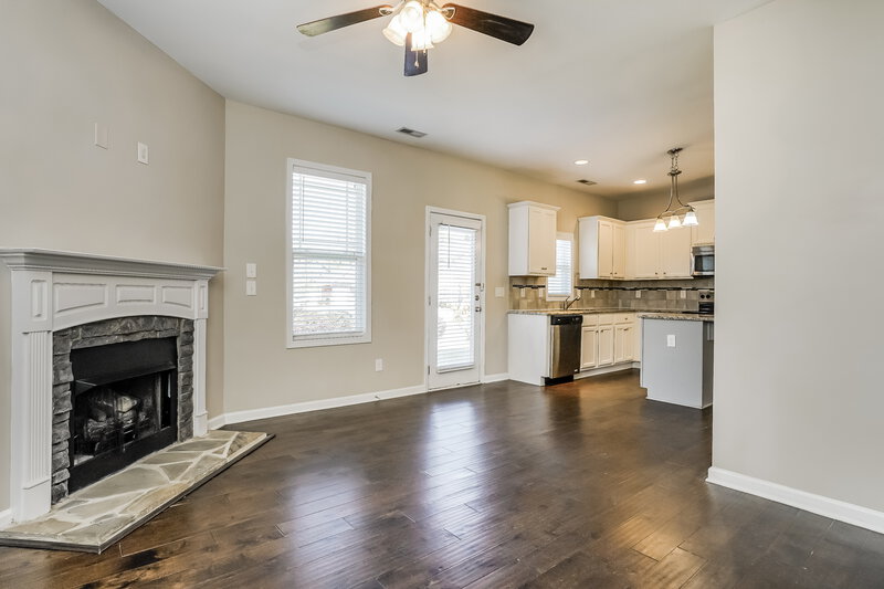 1,910/Mo, 241 Balboa Parkway Clayton, NC 27520 Living Room View 2