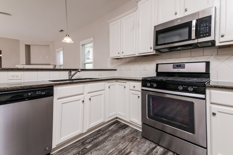 2,450/Mo, 38 Birdo Point Way Garner, NC 27529 Kitchen View 2