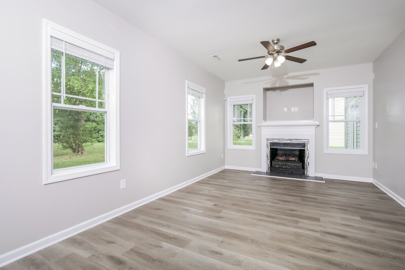 2,115/Mo, 60 Hocutt Farm Drive Clayton, NC 27527 Living Room View