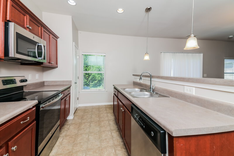1,880/Mo, 309 Plymouth Dr Clayton, NC 27520 Kitchen View 2