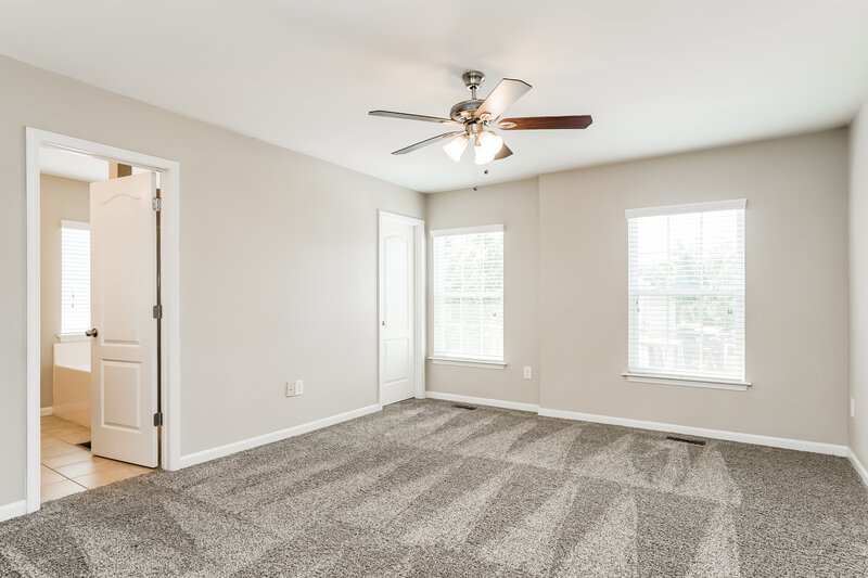 1,865/Mo, 1335 Lombar St Raleigh, NC 27610 Main Bedroom View