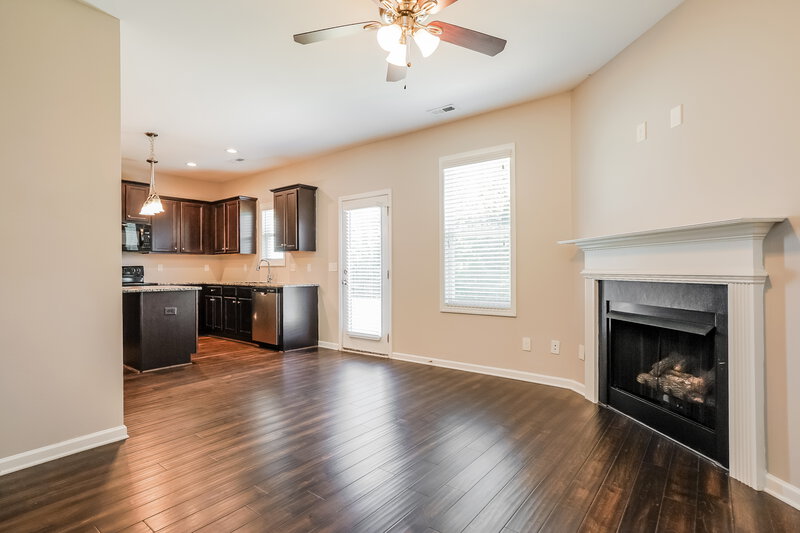 1,775/Mo, 422 Crawford Parkway Clayton, NC 27520 Living Room View 2