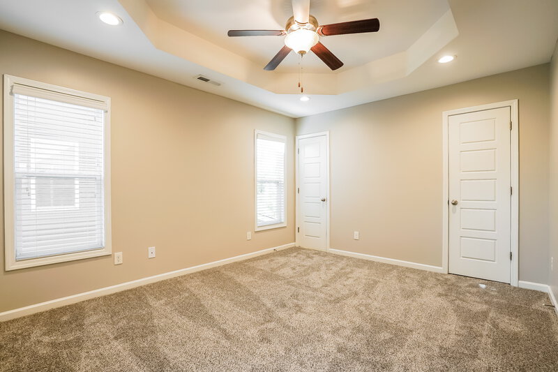 1,775/Mo, 422 Crawford Parkway Clayton, NC 27520 Main Bedroom View