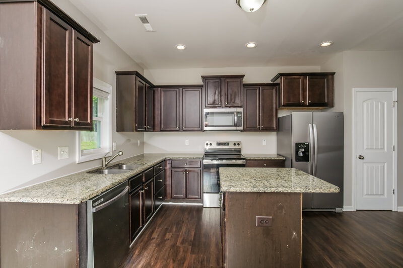 1,905/Mo, 377 Crawford Parkway Clayton, NC 27520 Kitchen View