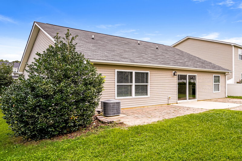 1,770/Mo, 535 Kerriann Lane Clayton, NC 27520 Rear View