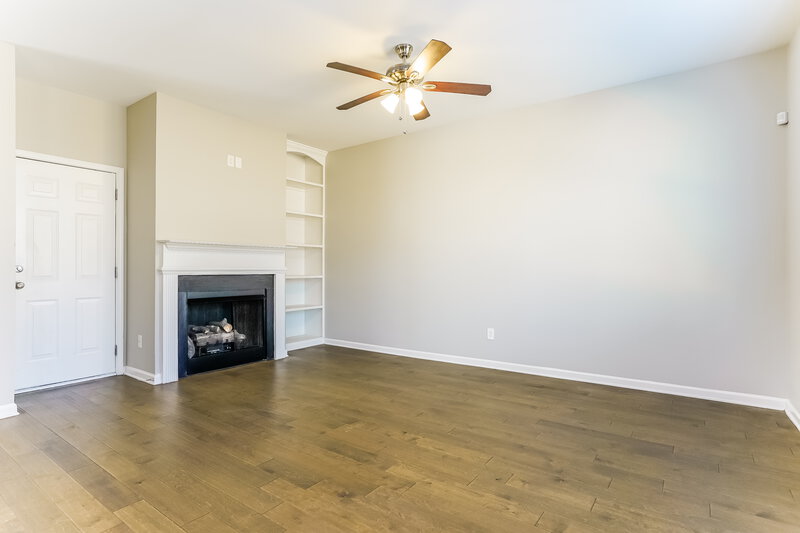 1,825/Mo, 395 Crawford Parkway Clayton, NC 27520 Living Room View 2