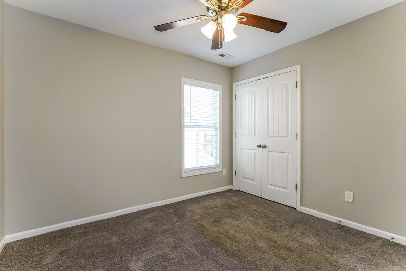 1,825/Mo, 395 Crawford Parkway Clayton, NC 27520 Bedroom View