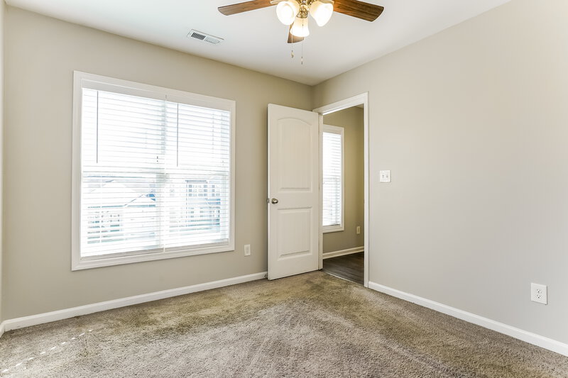 1,825/Mo, 395 Crawford Parkway Clayton, NC 27520 Bedroom View 2