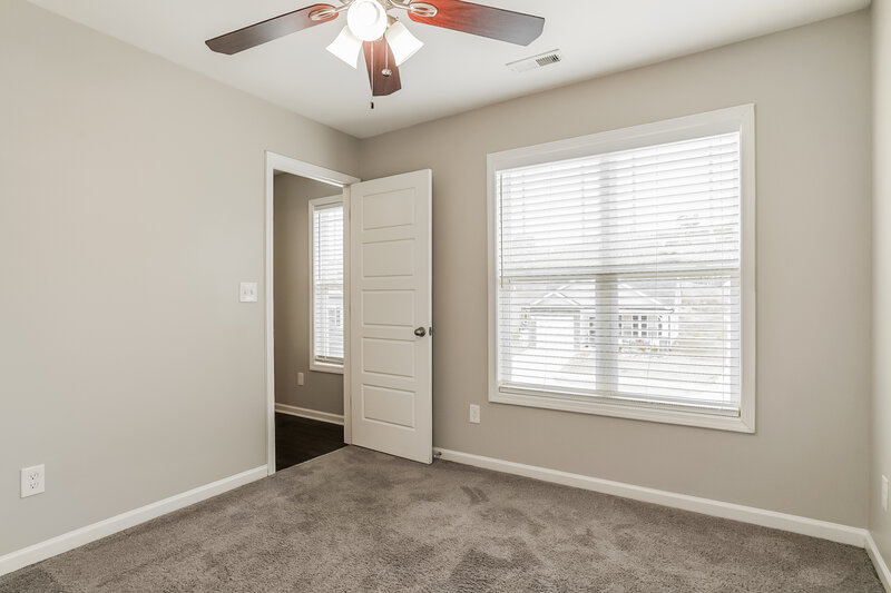 1,700/Mo, 360 Crawford Parkway Clayton, NC 27520 Bedroom View 2