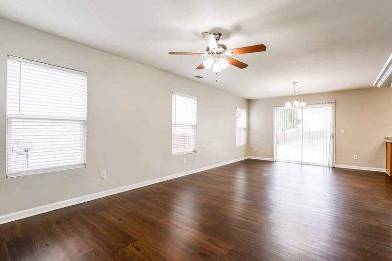 1,830/Mo, 6037 Ladish Ln Raleigh, NC 27610 Living Room View