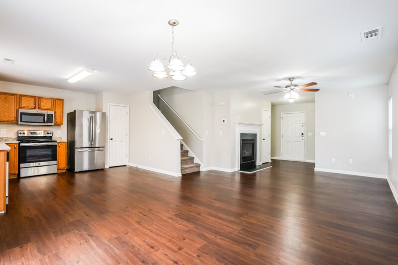 1,830/Mo, 6037 Ladish Ln Raleigh, NC 27610 Dining Room View