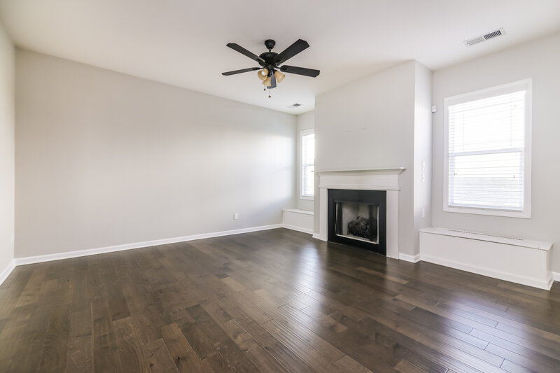 0/Mo, 26 W Lumber Court Clayton, NC 27520 Living Room View