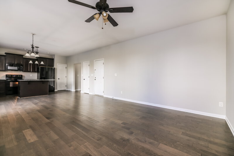 0/Mo, 26 W Lumber Court Clayton, NC 27520 Living Room View 2