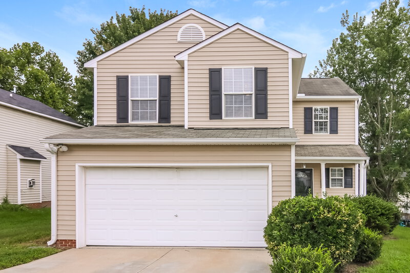 2,120/Mo, 1513 Clover Ridge Court Raleigh, NC 27610 External View