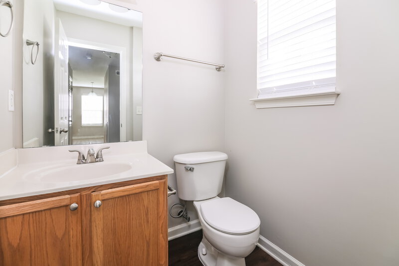 2,120/Mo, 1513 Clover Ridge Court Raleigh, NC 27610 Bathroom View 2