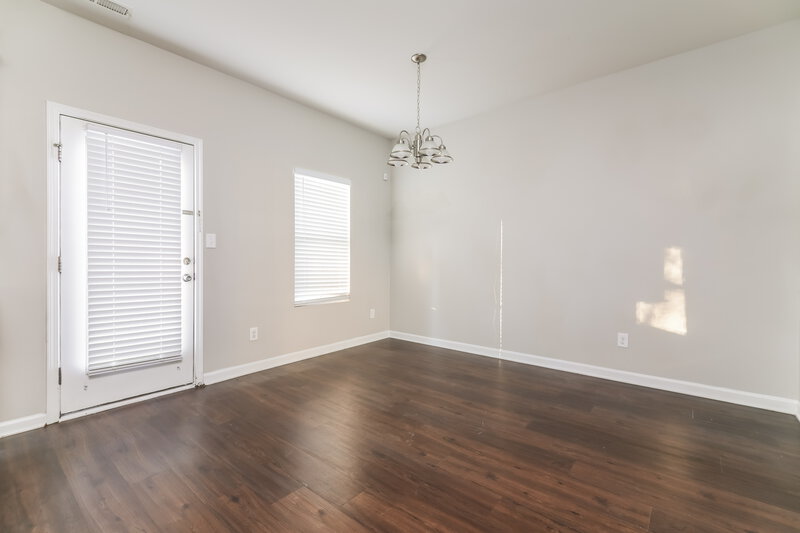 1,800/Mo, 1116 Early Rise Street Raleigh, NC 27610 Dining Room View