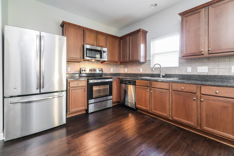 1,800/Mo, 1116 Early Rise Street Raleigh, NC 27610 Kitchen View 2