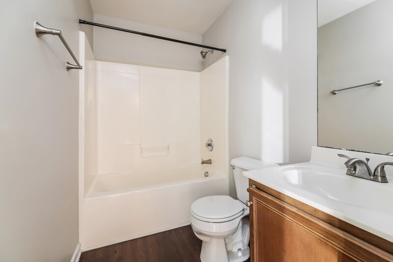 1,800/Mo, 1116 Early Rise Street Raleigh, NC 27610 Bathroom View