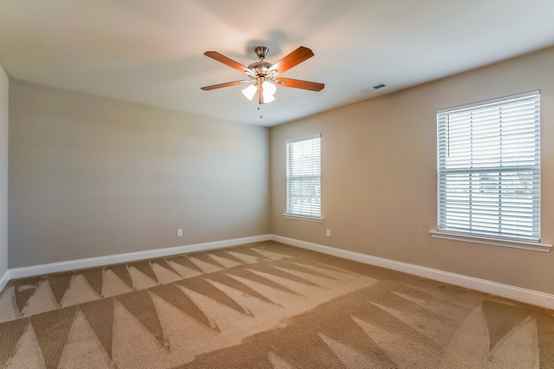 2,135/Mo, 42 Cordova St Clayton, NC 27527 Main Bedroom View